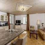 Easyapartments Altstadt 1 Апартаменты *